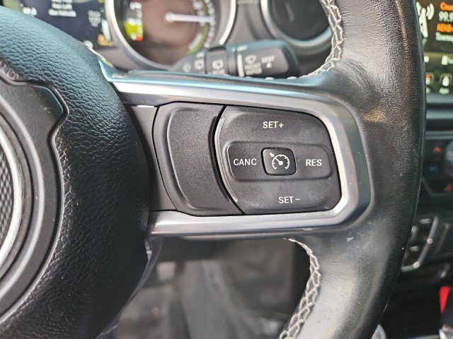 Used 2022 Jeep Wrangler Unlimited Sahara w/ Cold Weather Group image 15