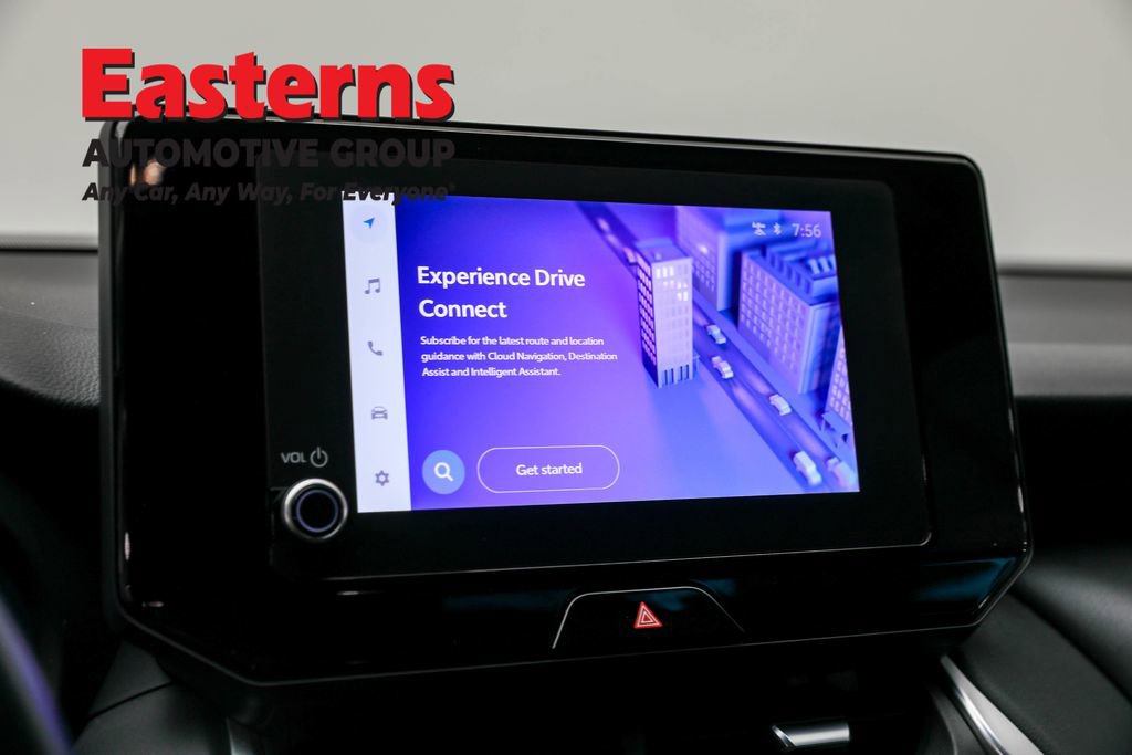 Used 2024 Toyota Venza LE image 18