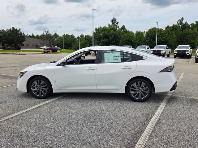 New 2026 Nissan Sentra SL w/ Floor Mat Package FWD image 4