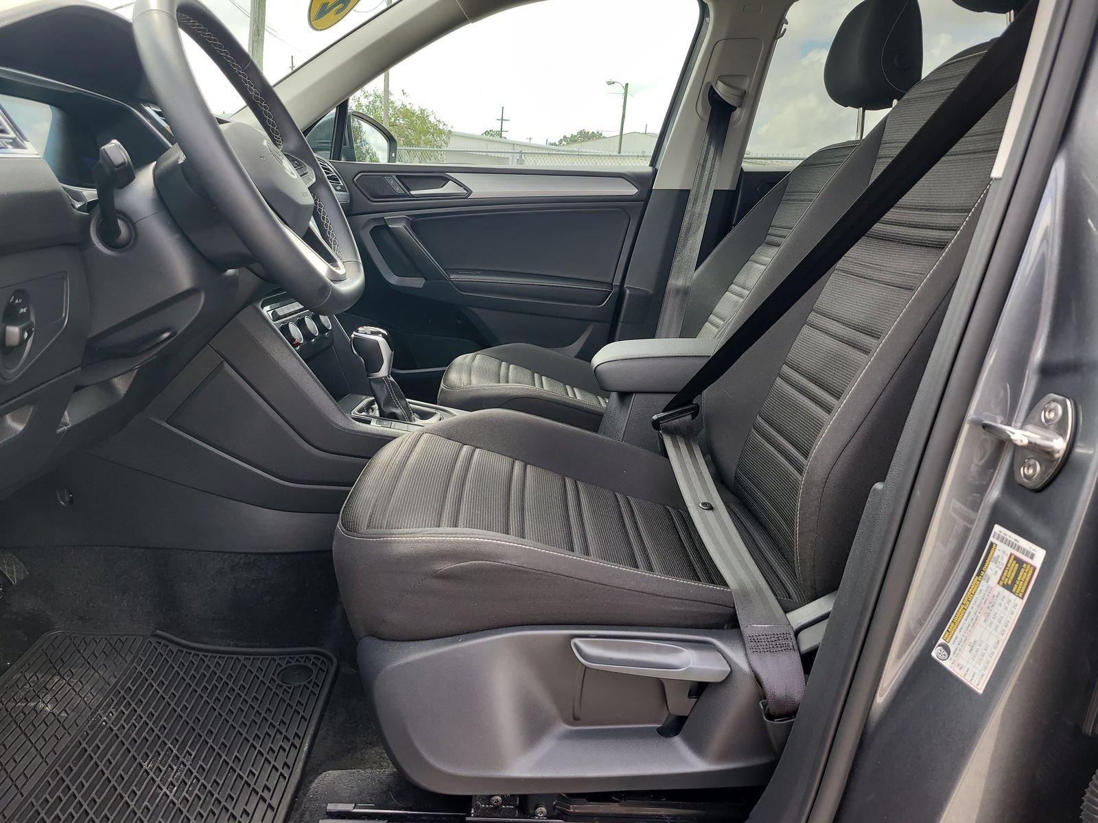 Used 2024 Volkswagen Tiguan S FWD image 15