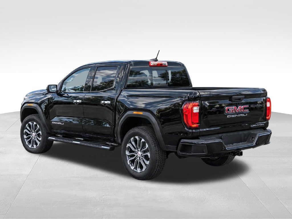 New 2026 GMC Canyon Denali AWD/4WD image 4