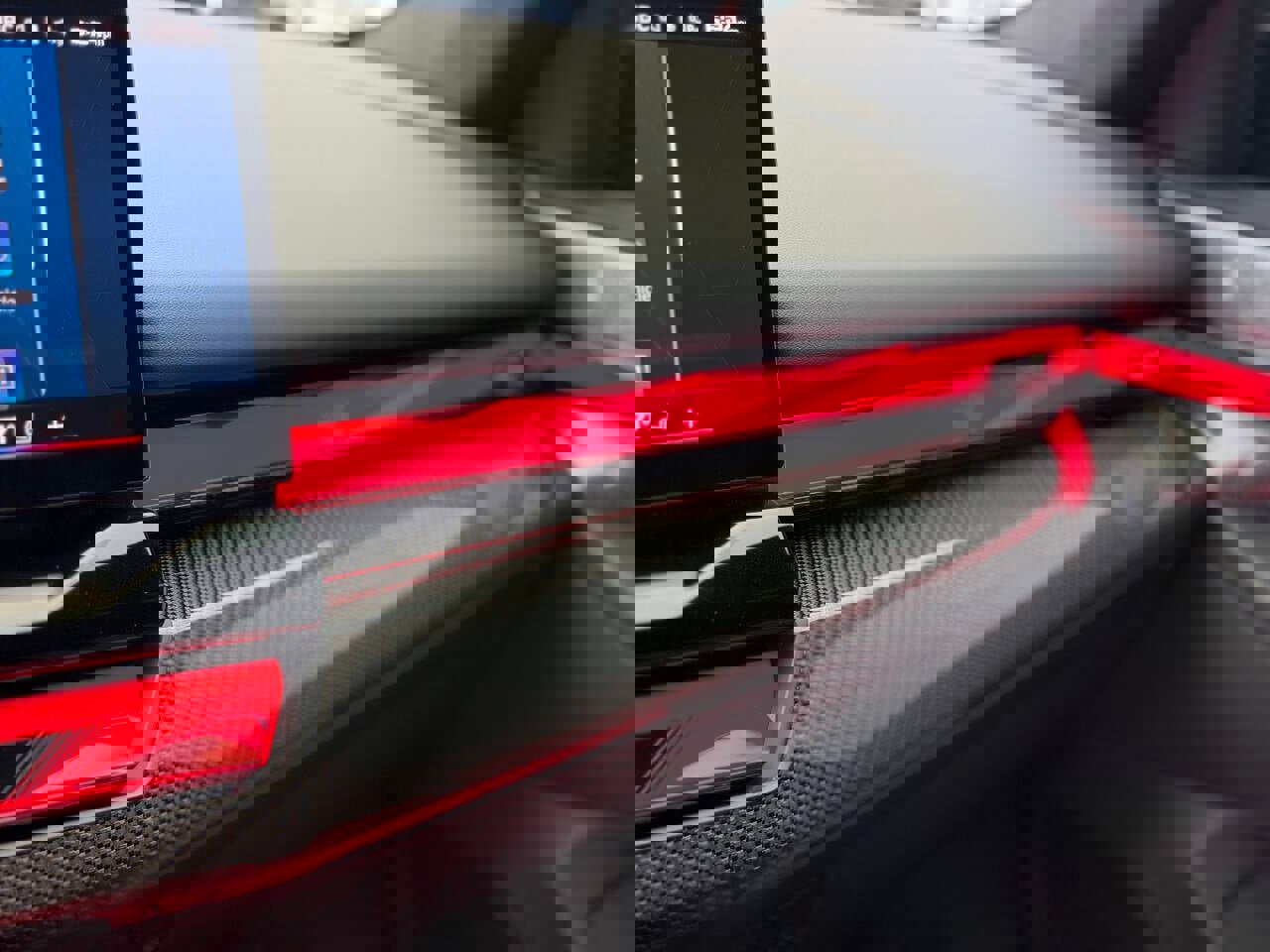 Used 2026 BMW M5 w/ Carbon Package image 26