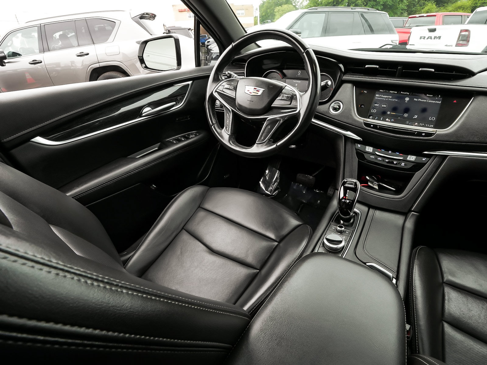 Used 2022 Cadillac XT5 Premium Luxury AWD/4WD image 48