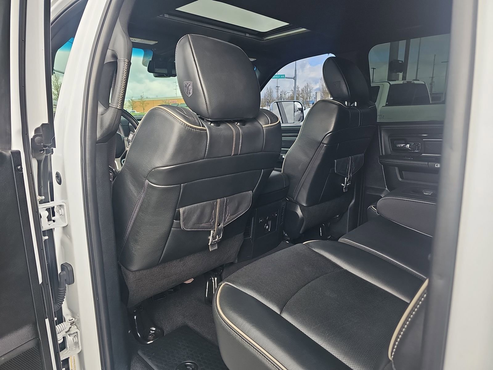 Used 2018 RAM 1500 Limited image 21