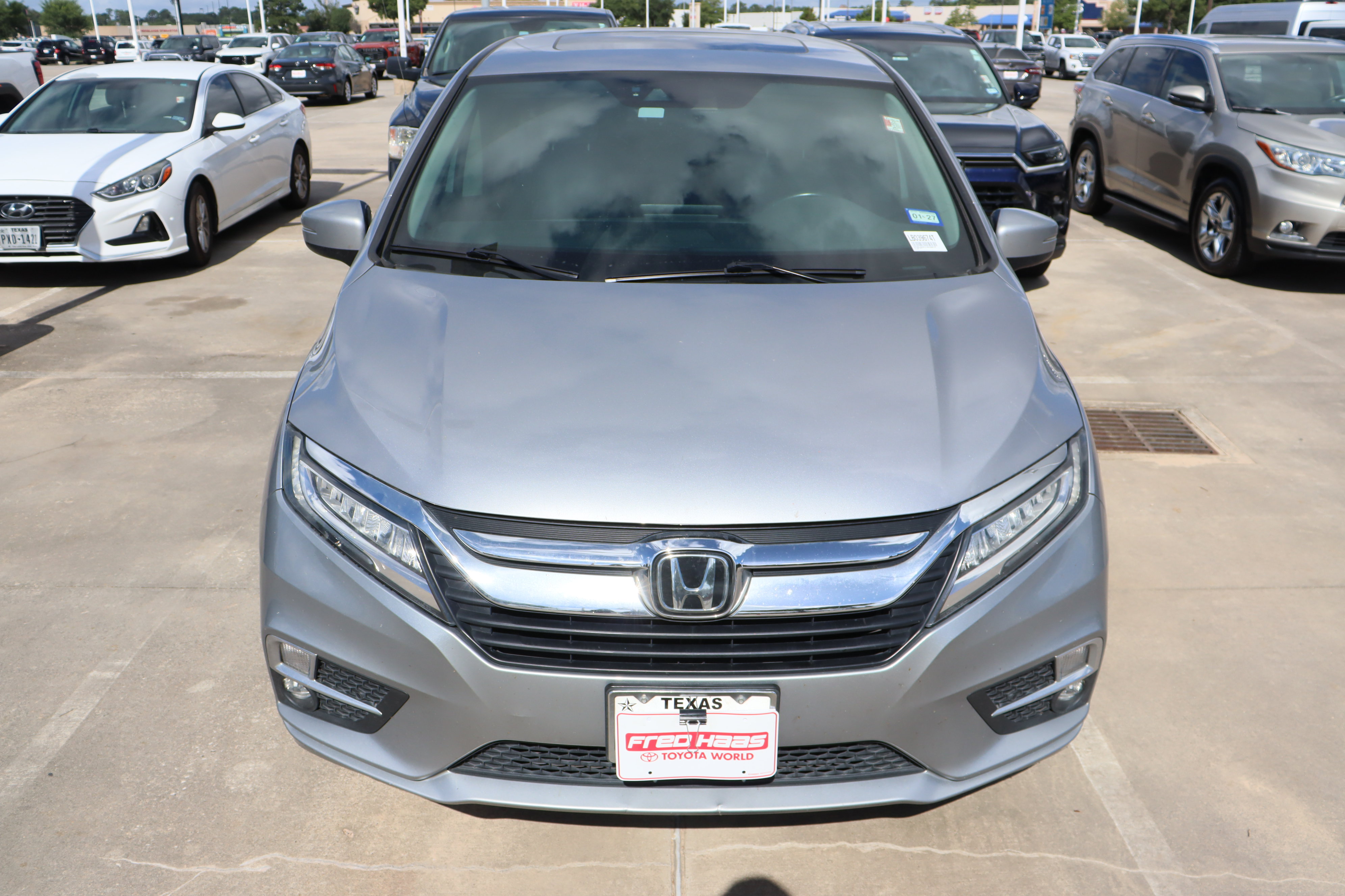 Used 2020 Honda Odyssey Elite image 4