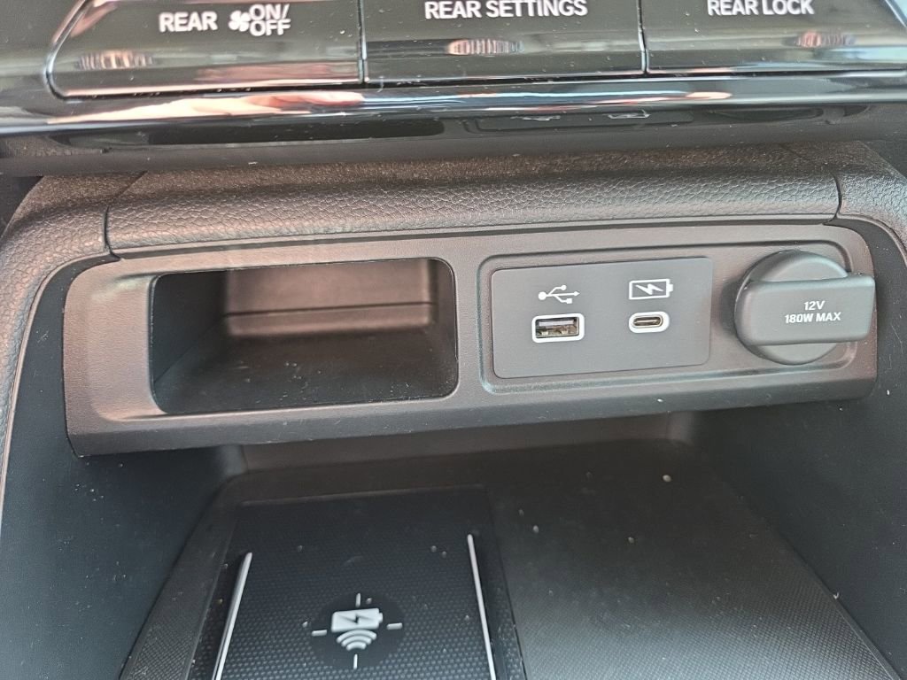 Used 2025 Honda Pilot EX-L image 19