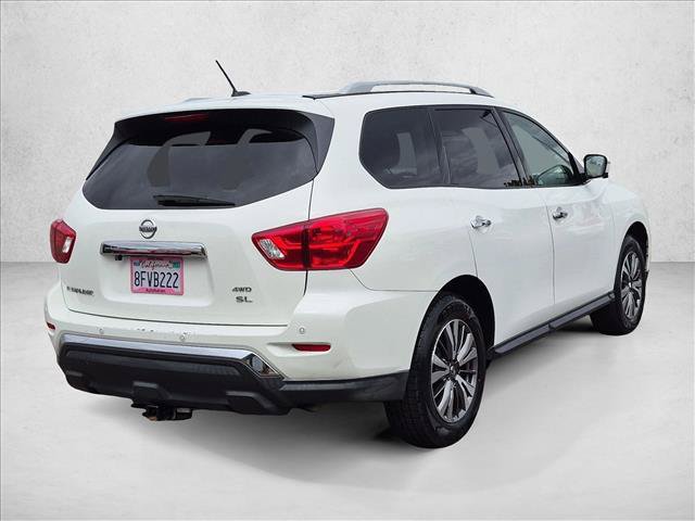 Used 2018 Nissan Pathfinder SL AWD/4WD image 5