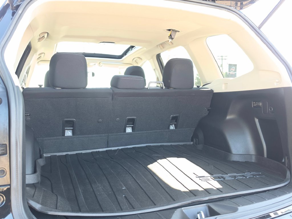 Used 2014 Subaru Forester 2.5i Premium w/ All-Weather Package AWD/4WD image 22