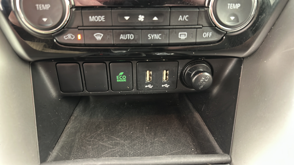 Used 2025 Mitsubishi Eclipse Cross SE AWD/4WD image 21