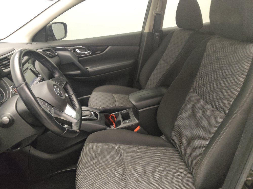 Used 2021 Nissan Rogue Sport SV FWD image 17