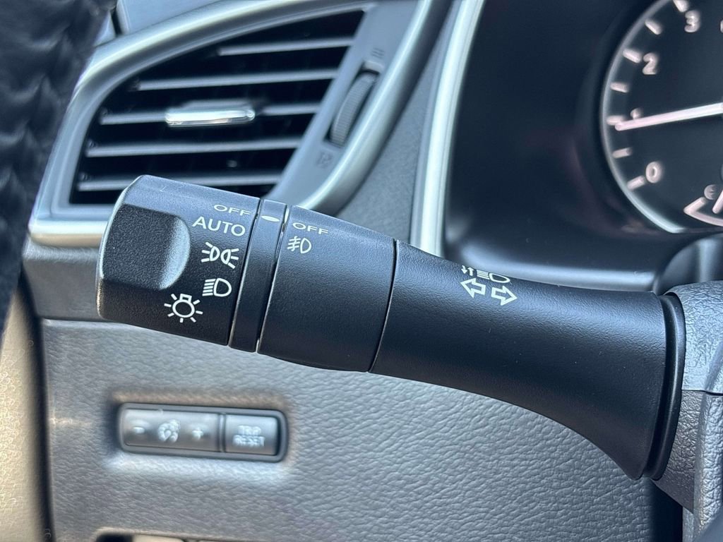 Certified 2024 Nissan Murano SV w/ SV Midnight Edition Package image 26