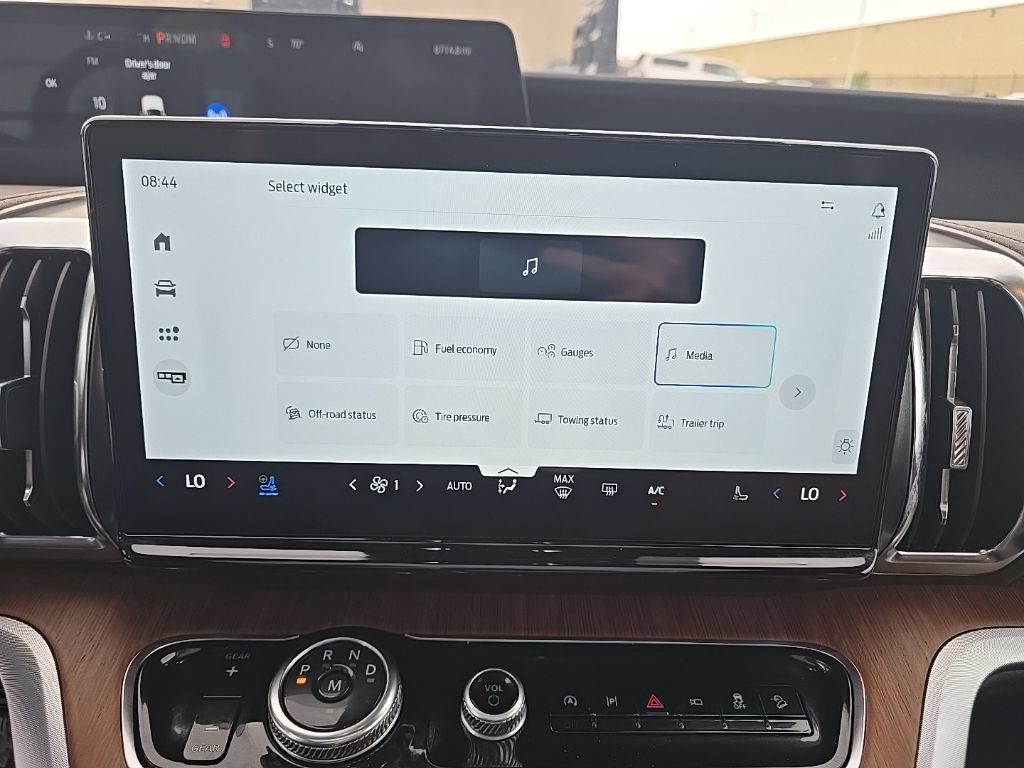 Used 2025 Ford Expedition King Ranch AWD/4WD image 34