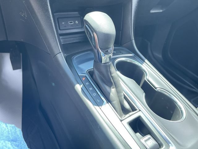 Certified 2024 Chevrolet Equinox LT w/ LPO, Floor Liner Package FWD image 15
