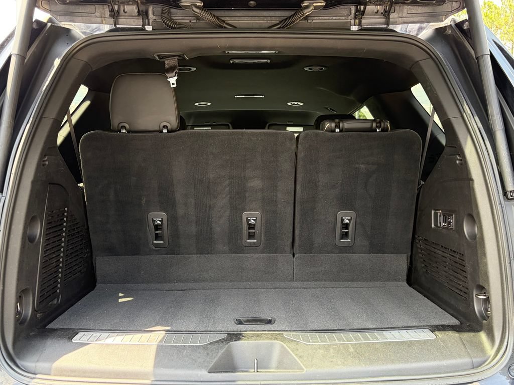 Used 2023 Chevrolet Tahoe Premier RWD image 21