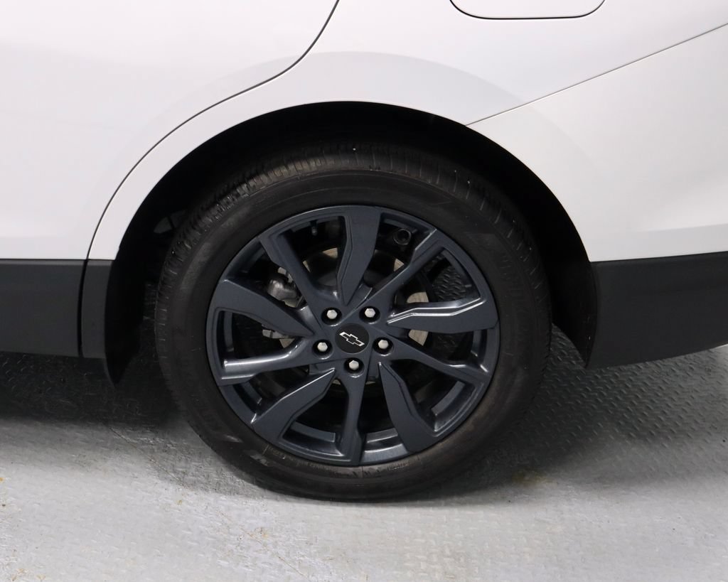 Used 2024 Chevrolet Equinox RS w/ RS Leather Package FWD image 18