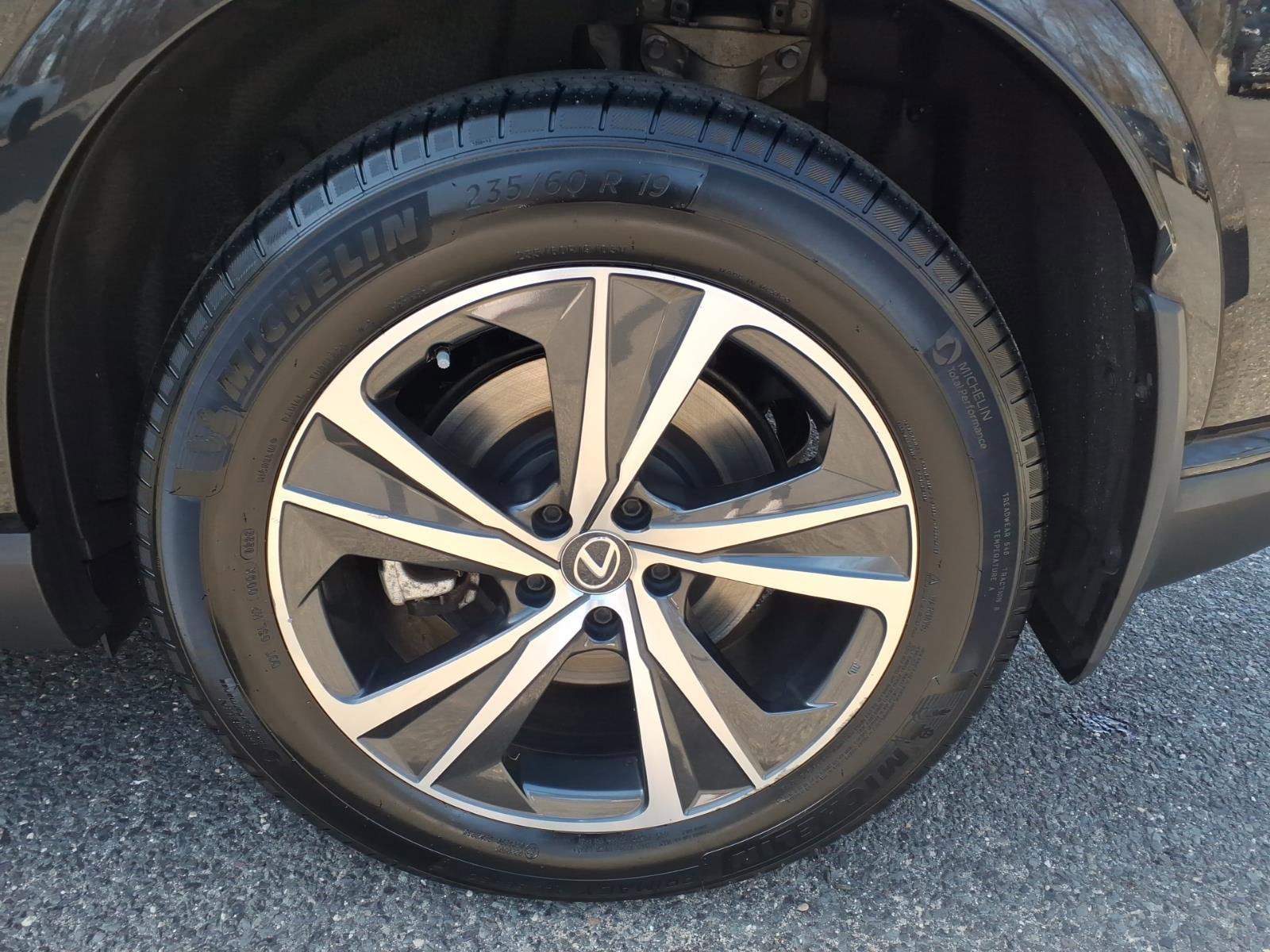 Used 2023 Lexus RX 350 Premium w/ Accessory Package AWD/4WD image 17