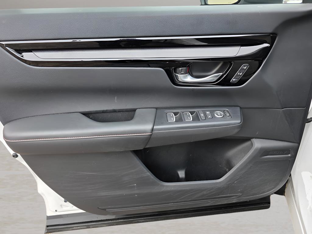 Used 2024 Honda CR-V Sport Touring image 17