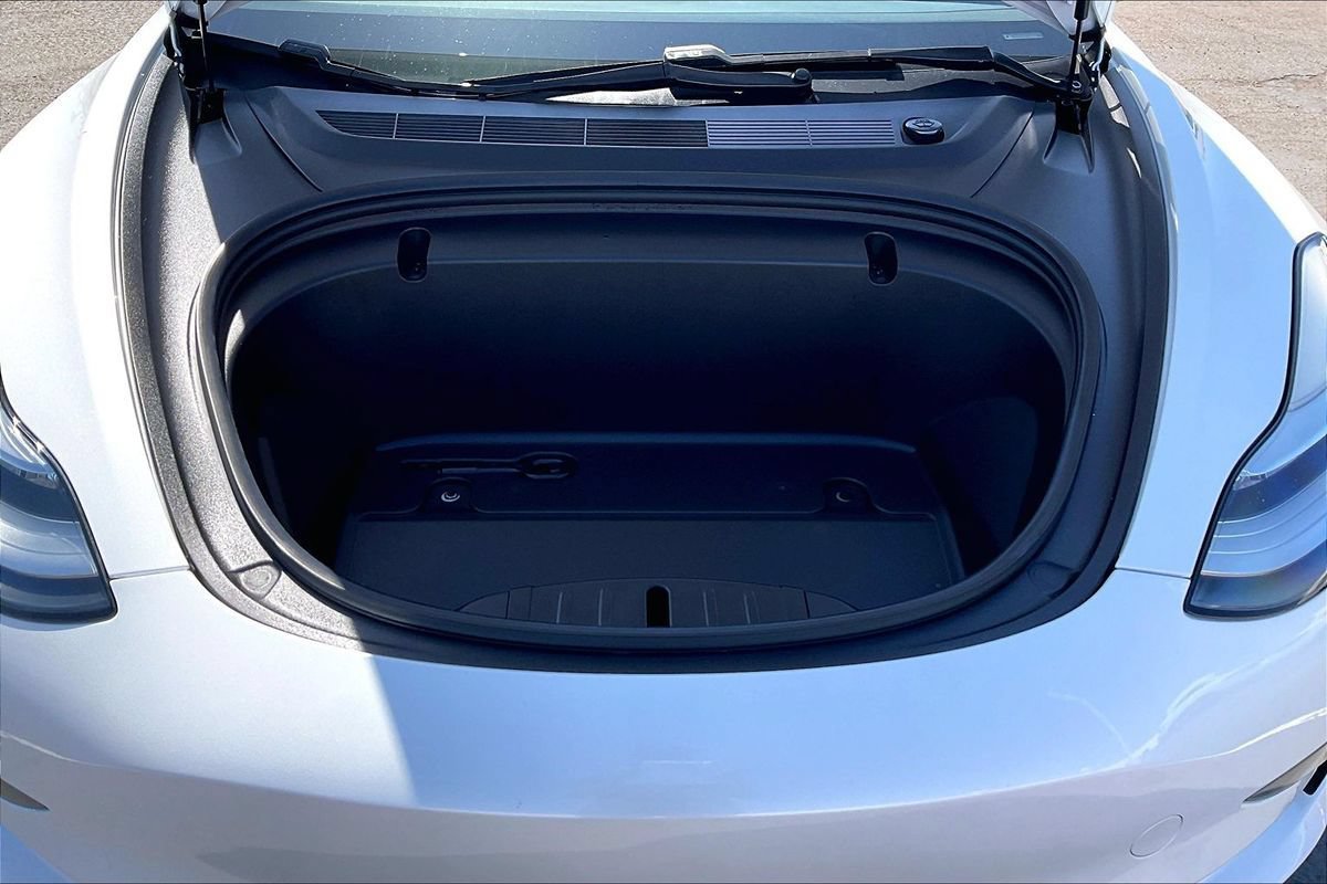 Used 2020 Tesla Model 3 Standard Range Plus RWD image 25