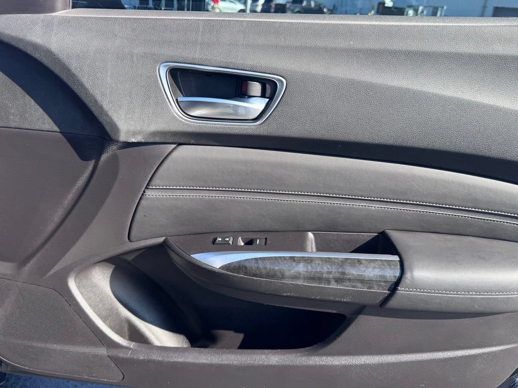 Used 2018 Acura TLX w/ Technology Package FWD image 26