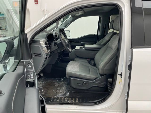 Used 2023 Ford F150 XLT w/ Equipment Group 302A High image 9