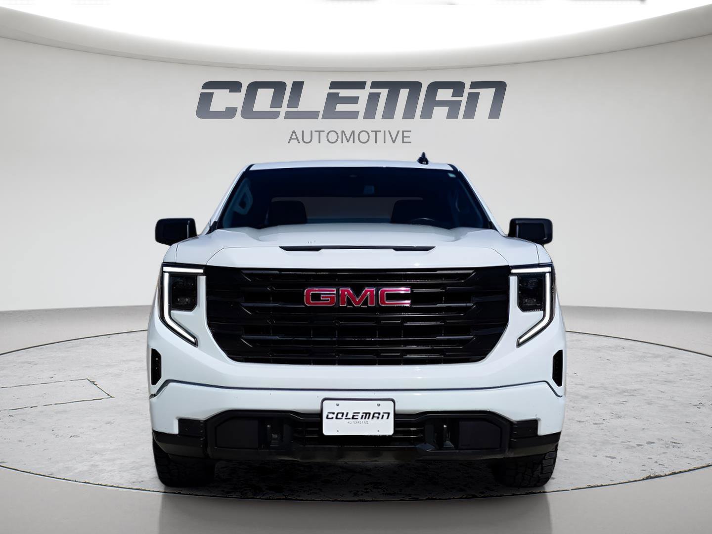 Used 2024 GMC Sierra 1500 Pro w/ Graphite Edition image 8
