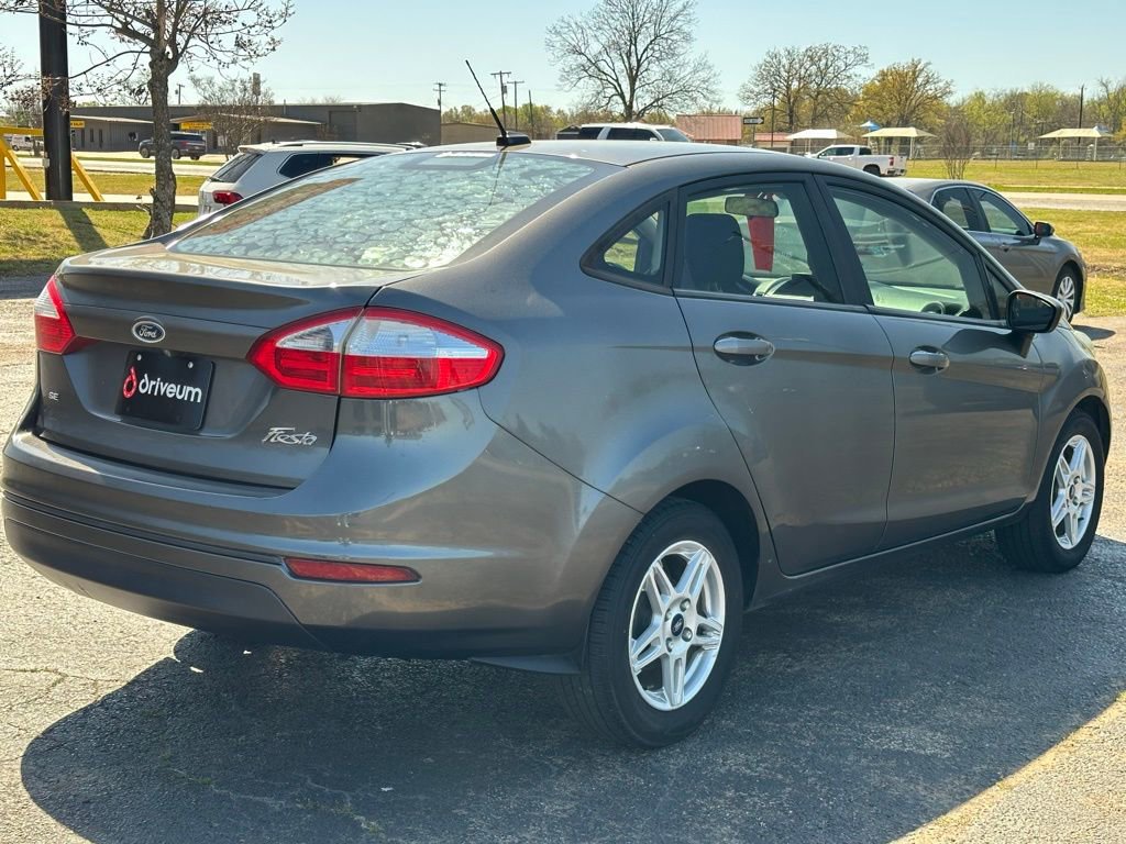 Used 2019 Ford Fiesta SE image 6