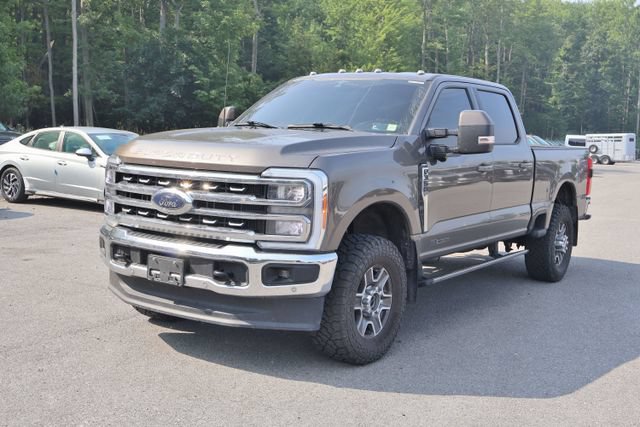 Used 2023 Ford F350 Lariat w/ Lariat Ultimate Package AWD/4WD image 3