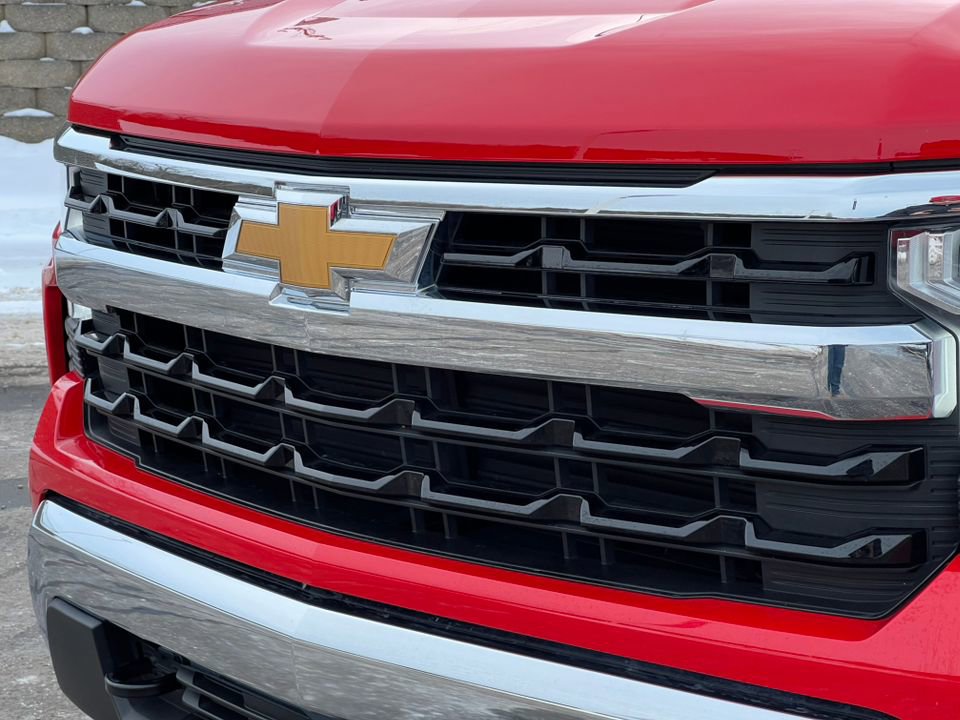 Used 2024 Chevrolet Silverado 1500 LT image 33