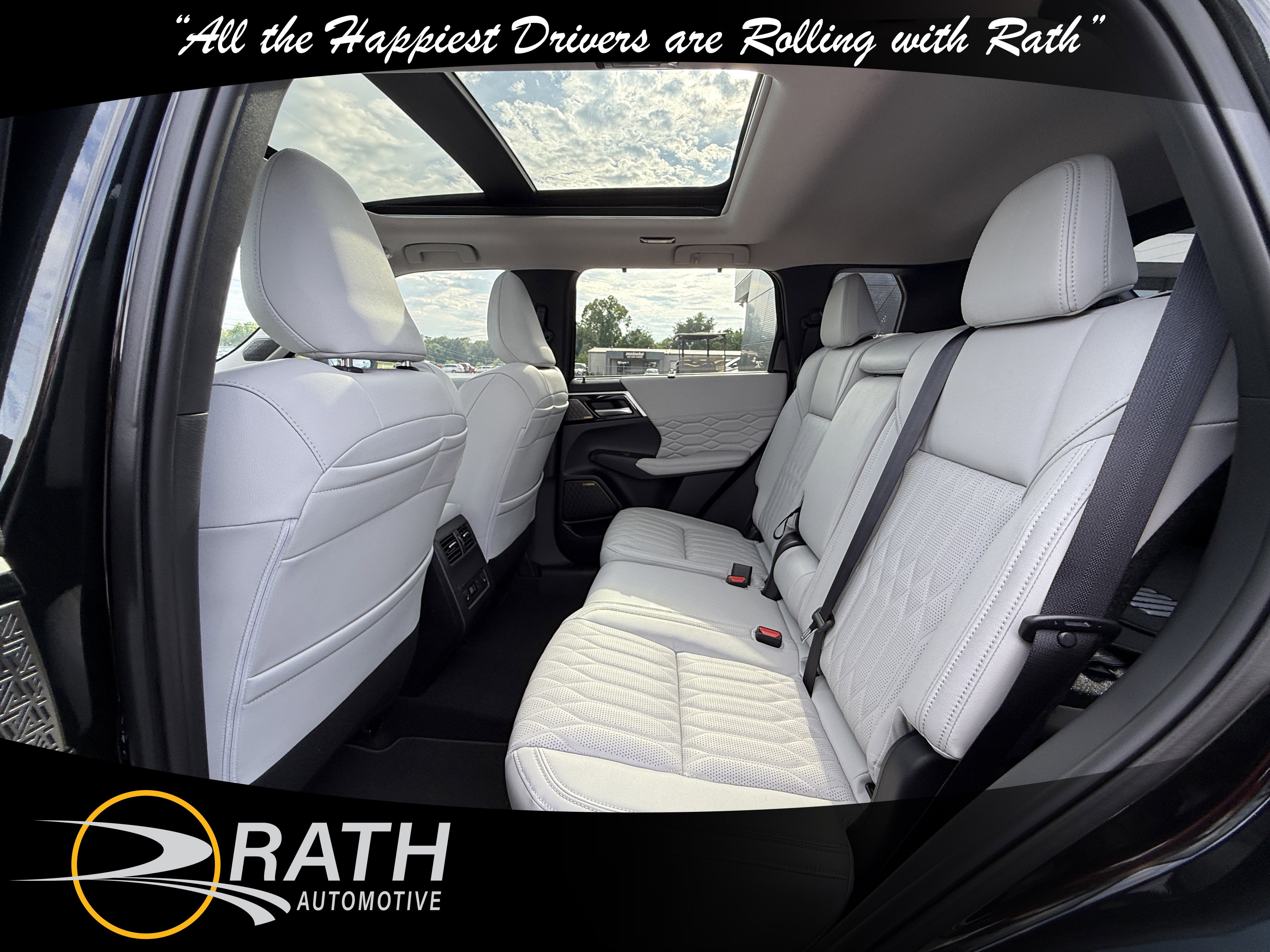 New 2025 Mitsubishi Outlander Platinum Edition image 19