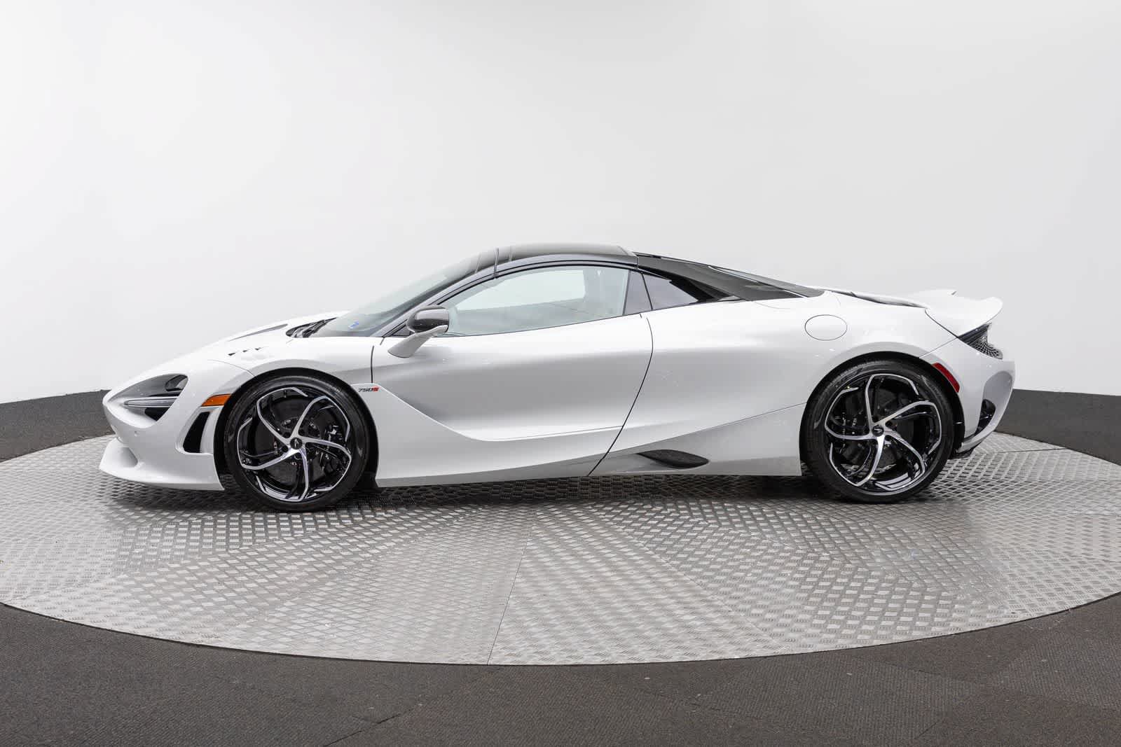 New 2027 McLaren 750S Spider RWD image 53