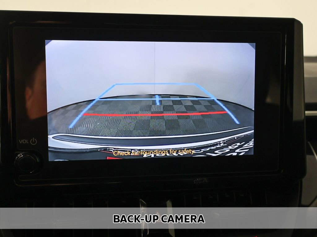 Used 2024 Toyota Corolla LE image 4