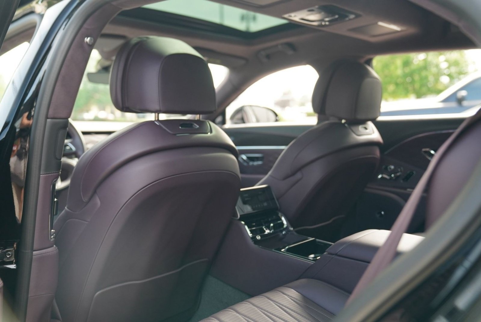 Used 2023 Bentley Flying Spur S V8 AWD/4WD image 51