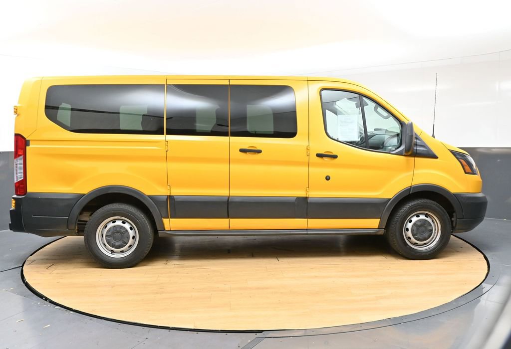 Used 2018 Ford Transit 150 XL RWD image 8