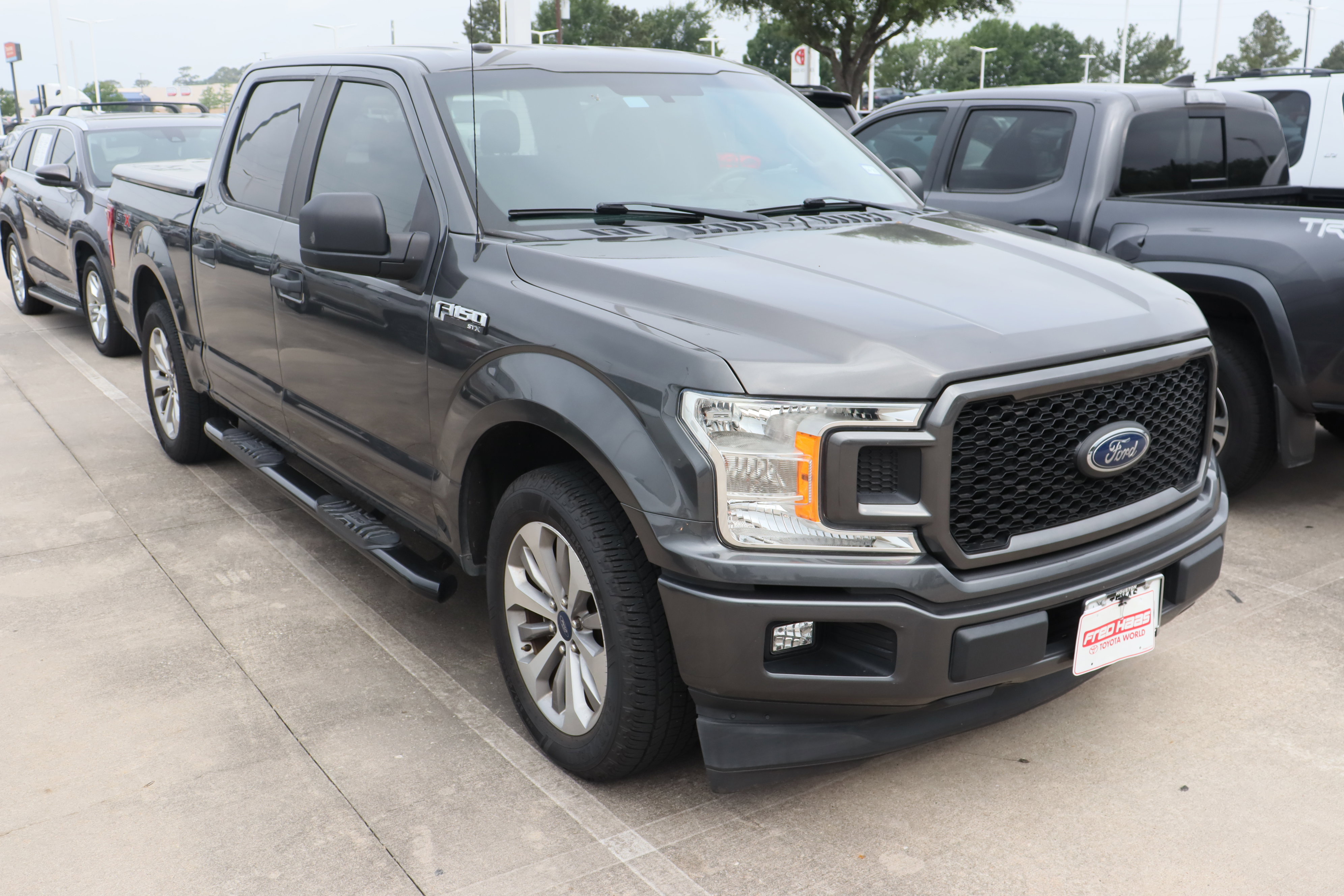 Used 2018 Ford F150 XL w/ Equipment Group 101A Mid RWD image 2