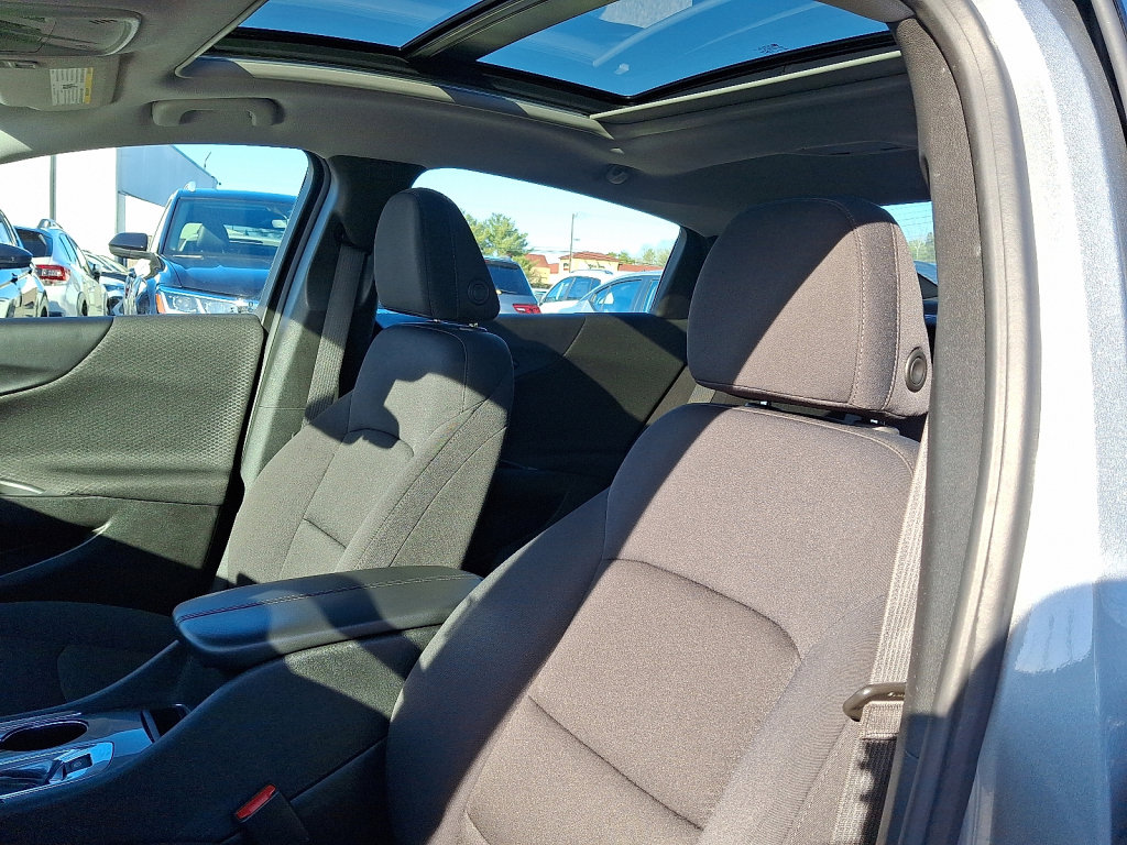 Used 2023 Chevrolet Malibu LT image 25