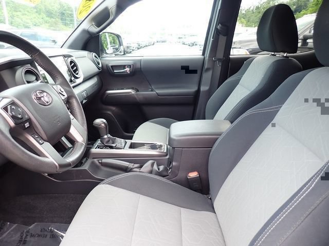 Used 2021 Toyota Tacoma TRD Sport AWD/4WD image 15
