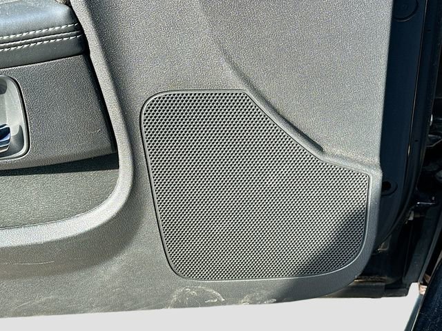 Used 2011 Dodge Challenger SRT8 image 19