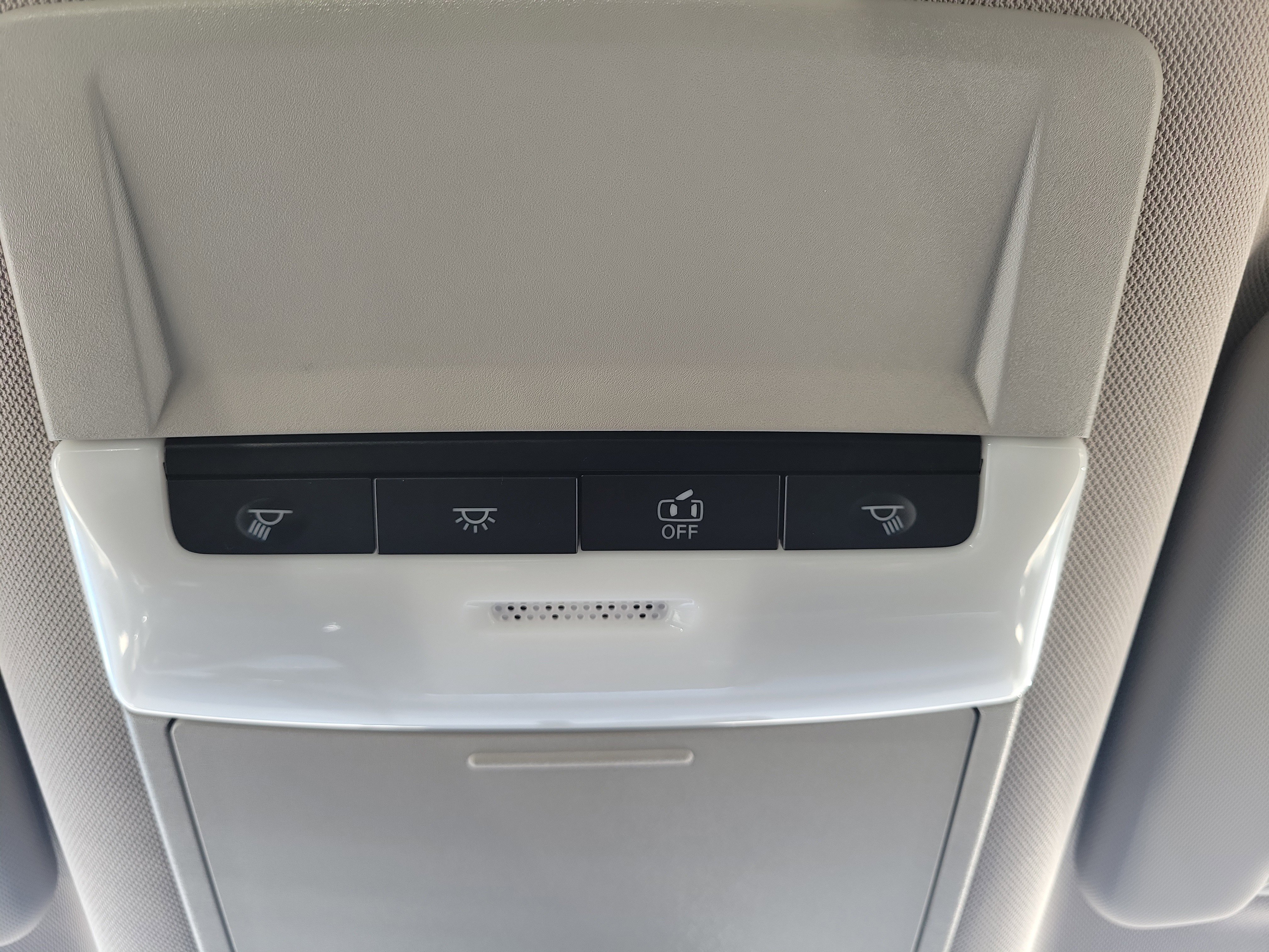 Certified 2025 Nissan Rogue S FWD image 31