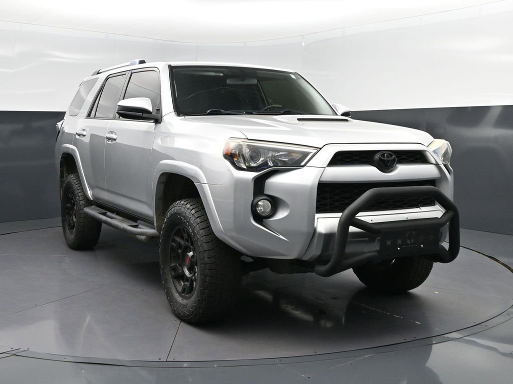 Used 2016 Toyota 4Runner Trail image 9