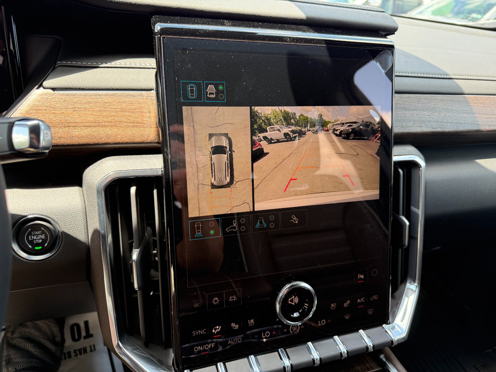 New 2026 GMC Acadia Denali Ultimate w/ LPO, Rugged Package AWD/4WD image 38