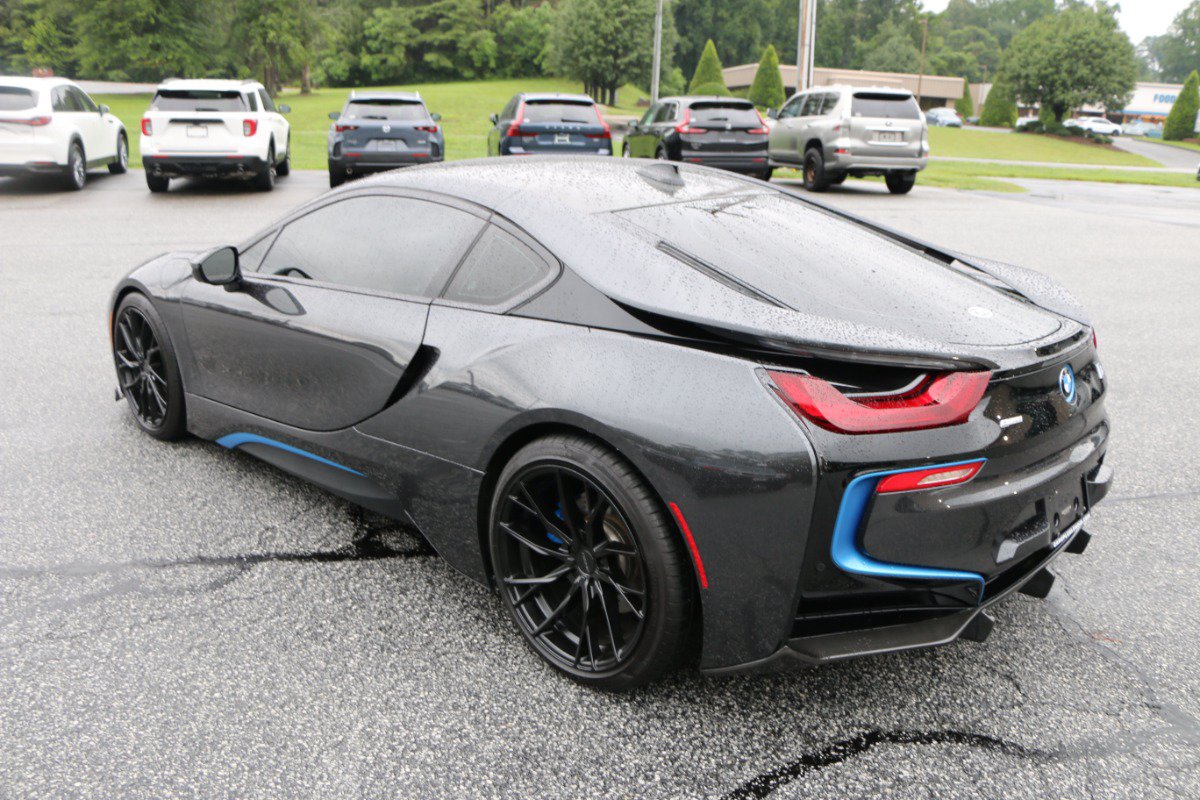 Used 2016 BMW i8 AWD/4WD image 3