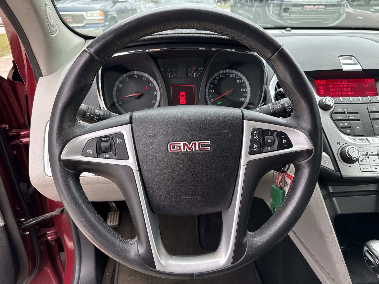 Used 2011 GMC Terrain SLT FWD image 33