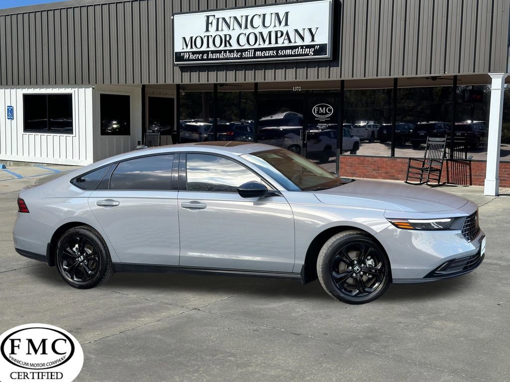 Used 2025 Honda Accord SE