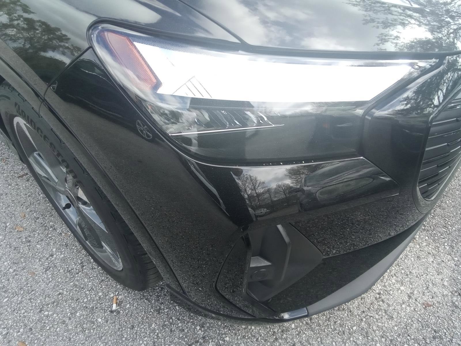 Used 2024 Audi Q4 e-tron Premium Plus w/ Premium Plus image 8