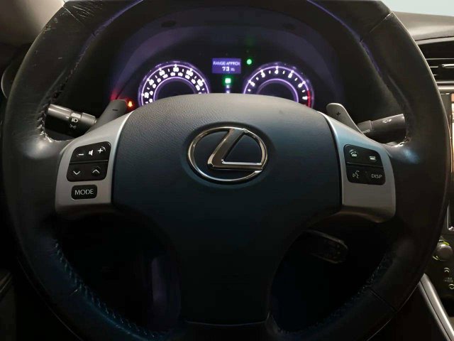 Used 2011 Lexus IS 350C w/ Luxury Pkg RWD image 37
