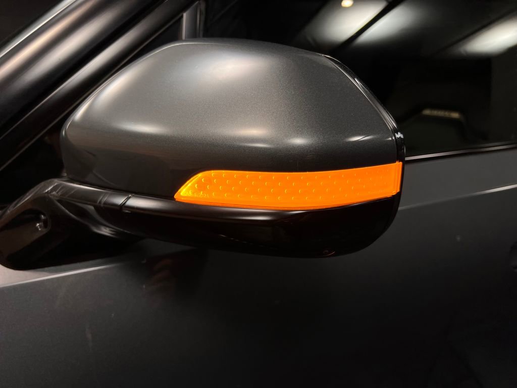 Used 2022 Rivian R1S Launch Edition image 27