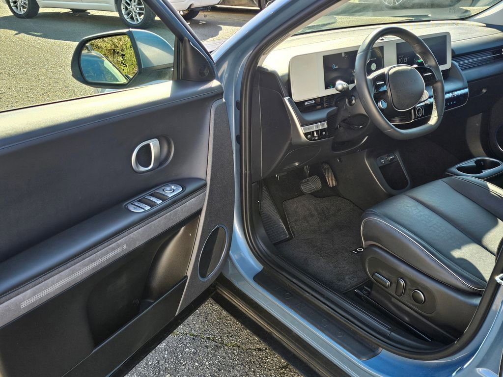 Used 2023 Hyundai Ioniq 5 SEL AWD/4WD image 16
