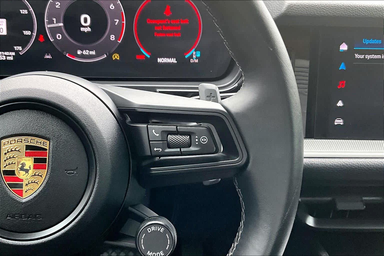 Used 2024 Porsche Cayenne AWD/4WD image 25