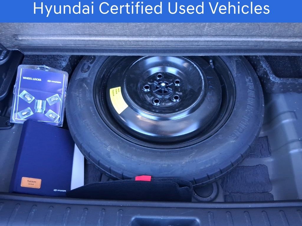 Certified 2025 Hyundai Tucson SEL image 18