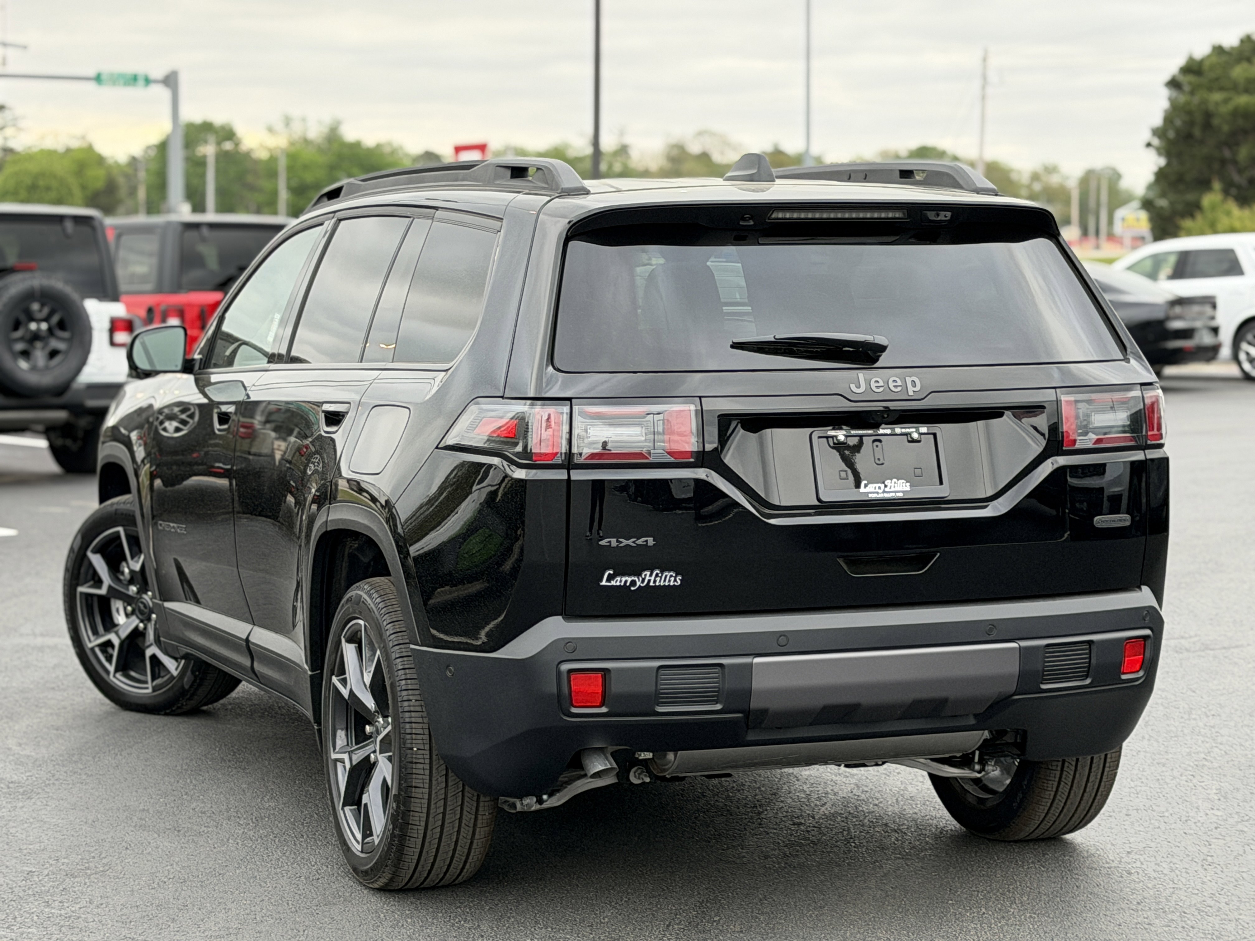 New 2026 Jeep Cherokee Overland w/ Advanced Pro Tech Group AWD/4WD image 6